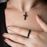 Inel cu 7 diamante negre 0.82ct din aur rodiat de 18k